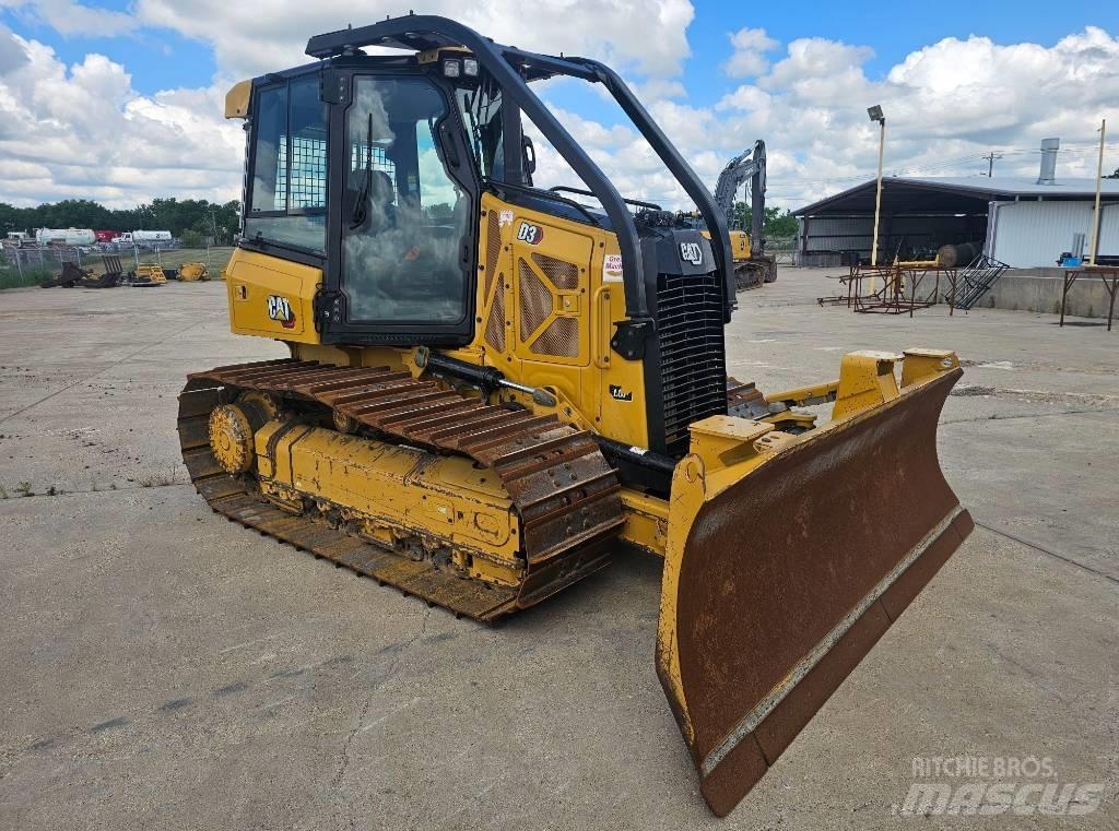 CAT D 3 LGP Bulldozer