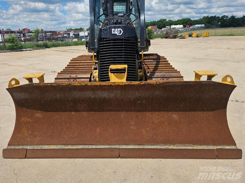 CAT D 3 LGP Bulldozer
