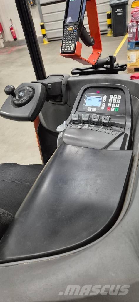 Toyota RRE140 Schubmaststapler