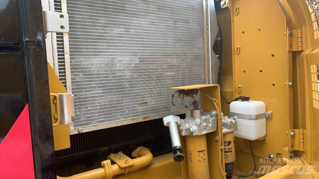 CAT 324 D Raupenbagger