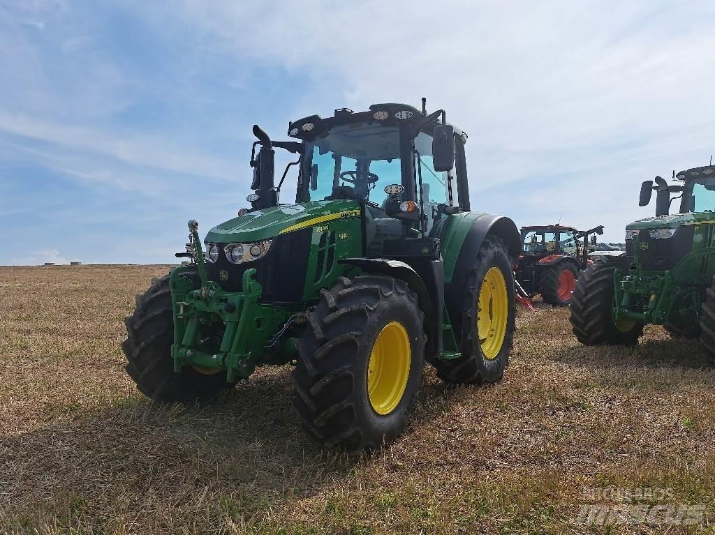 John Deere 6110M Traktoren
