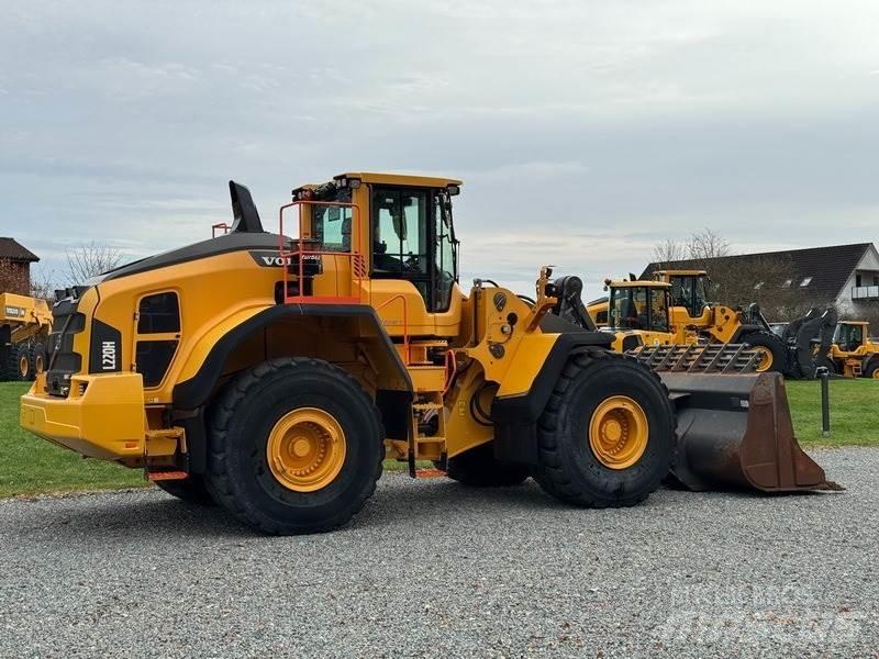 Volvo L 220 H Radlader