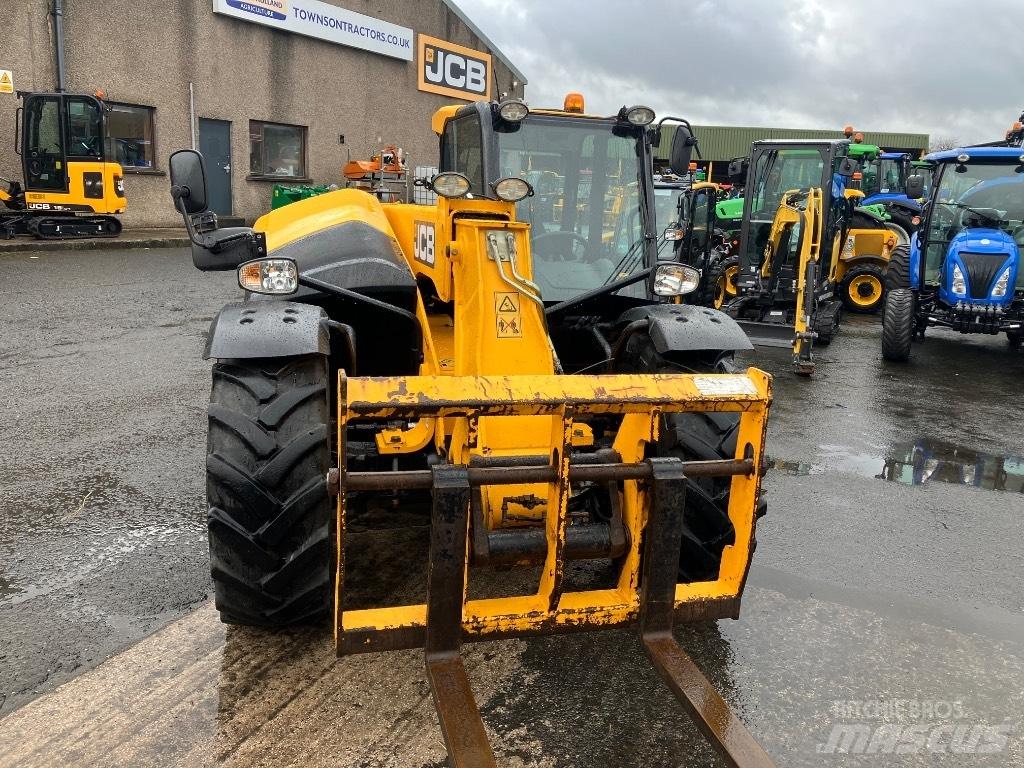 JCB 527-58 Agri Teleskoplader für Landwirtschaft