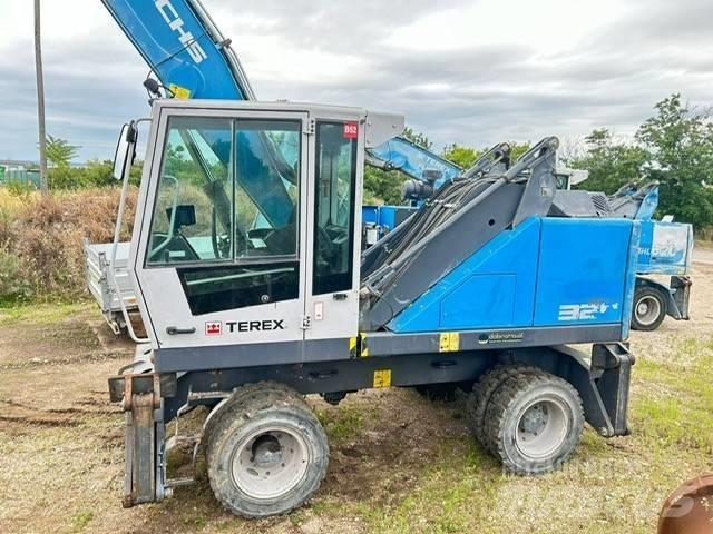 Fuchs MHL 320 Materialumschlag