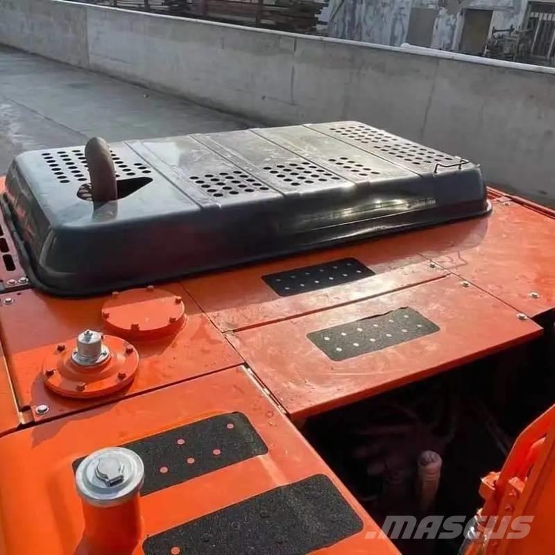 Hitachi ZX 200 Raupenbagger