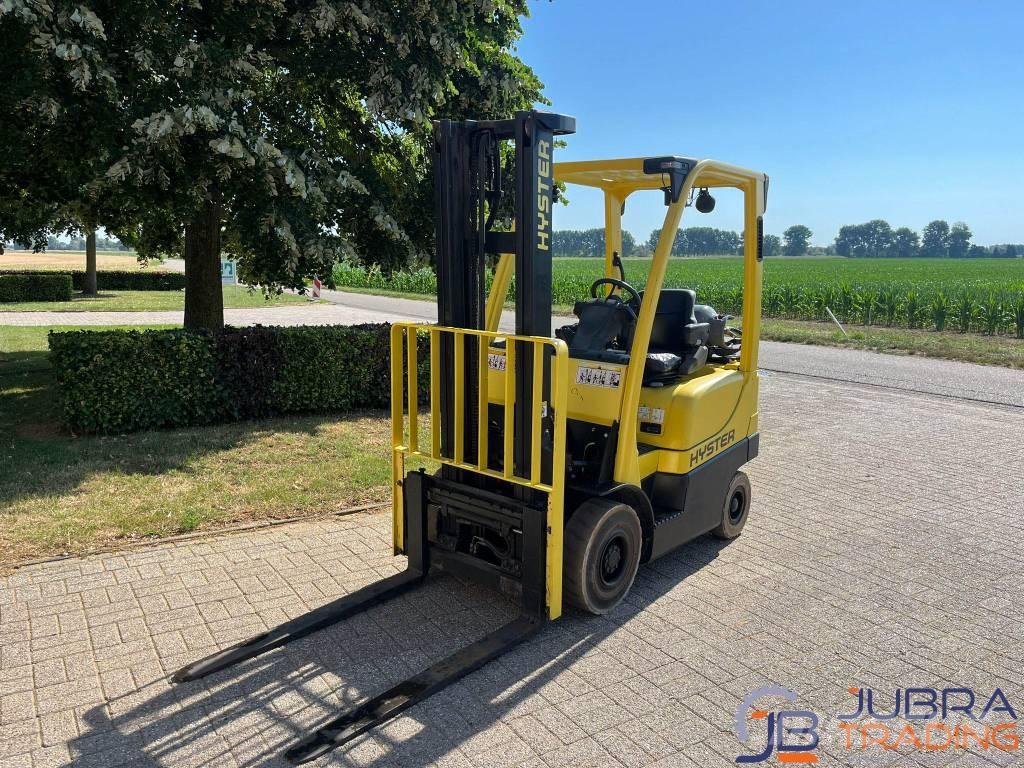 Hyster H1.6FT Gas Stapler