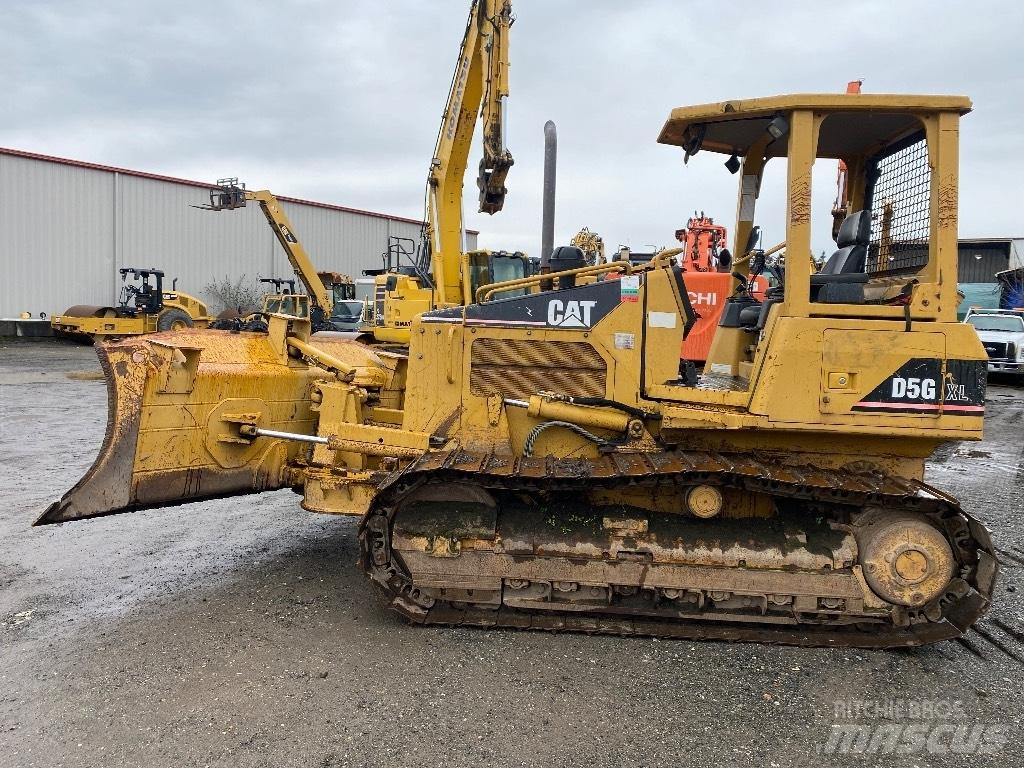 CAT D5G XL Bulldozer