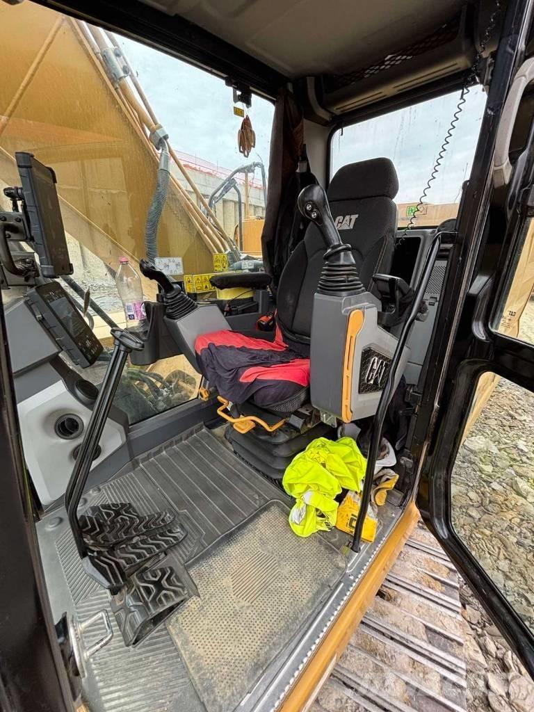 CAT 320 Raupenbagger