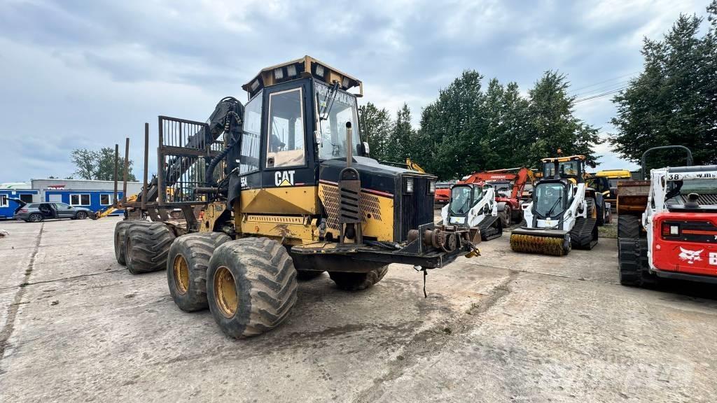 CAT 554 Forwarder
