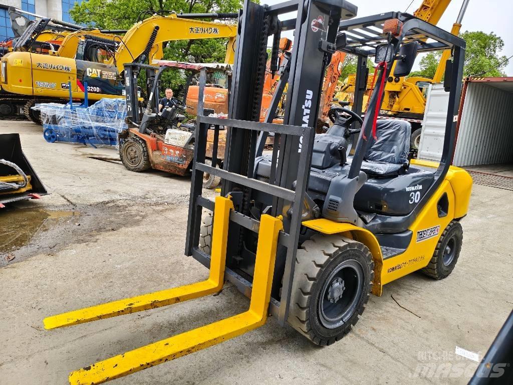 Komatsu FD 30 T-16 Diesel Stapler