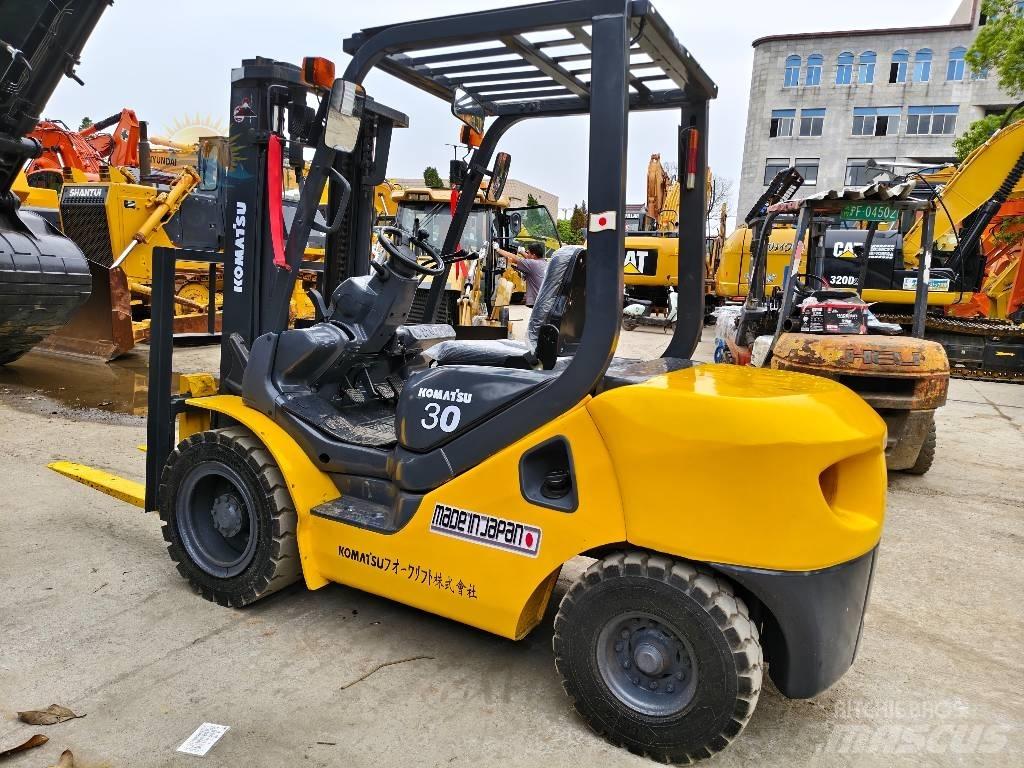Komatsu FD 30 T-16 Diesel Stapler