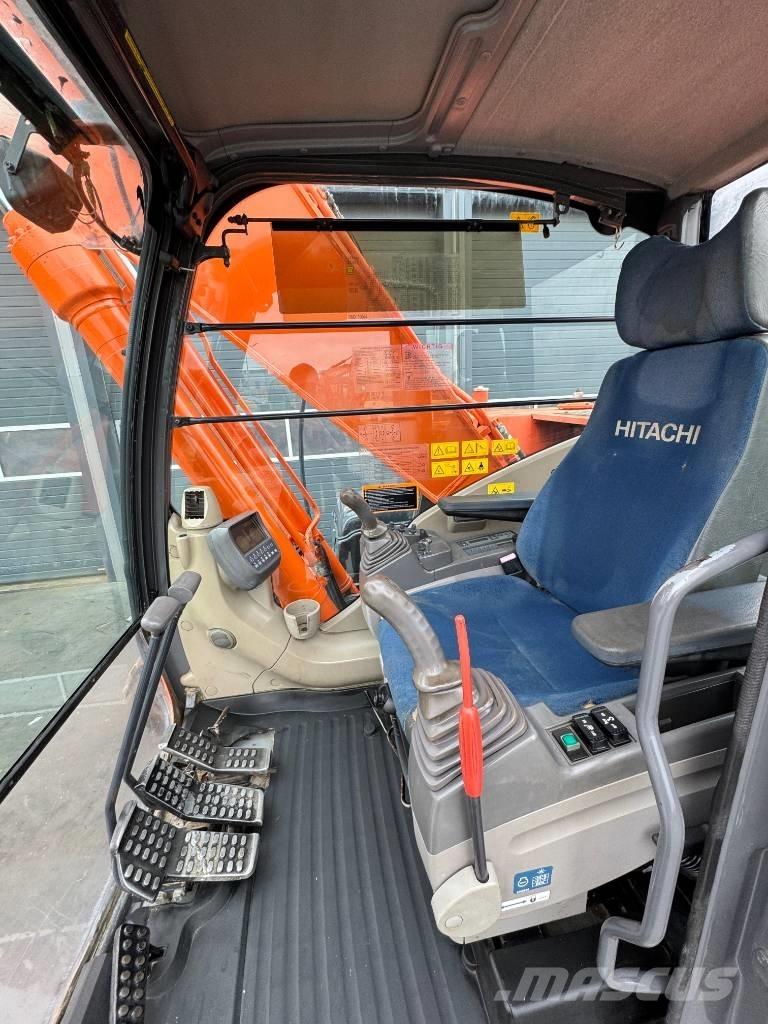 Hitachi ZX 250 LC-3 Raupenbagger