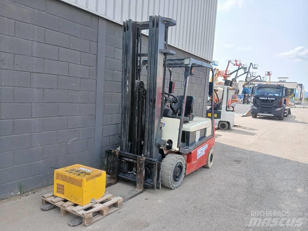 Nissan Q02 L 25 CU Elektro Stapler