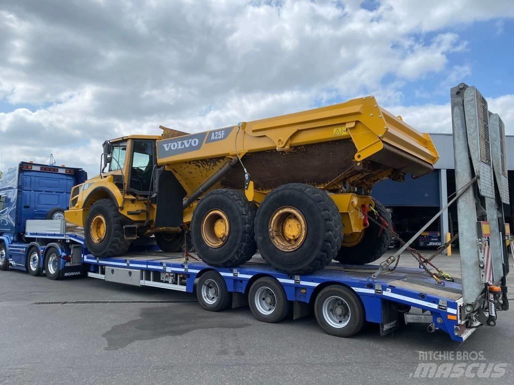Volvo A 25 F Dumper - Knickgelenk
