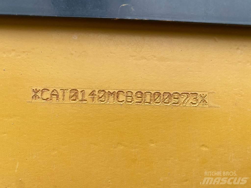CAT 140M Grader