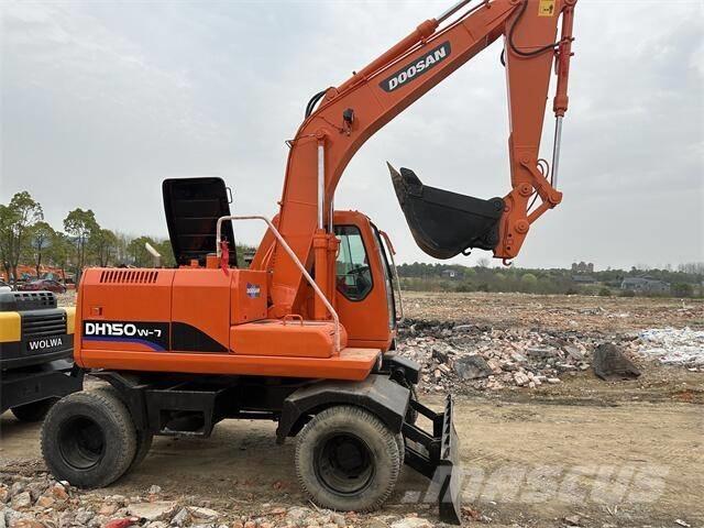 Doosan DH150W Mobilbagger