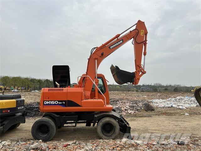 Doosan DH150W Mobilbagger