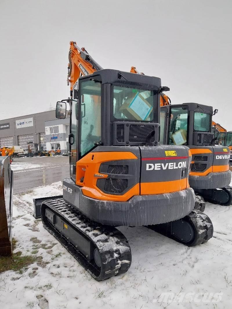 Develon DX63-7 Sonstige Landmaschinen