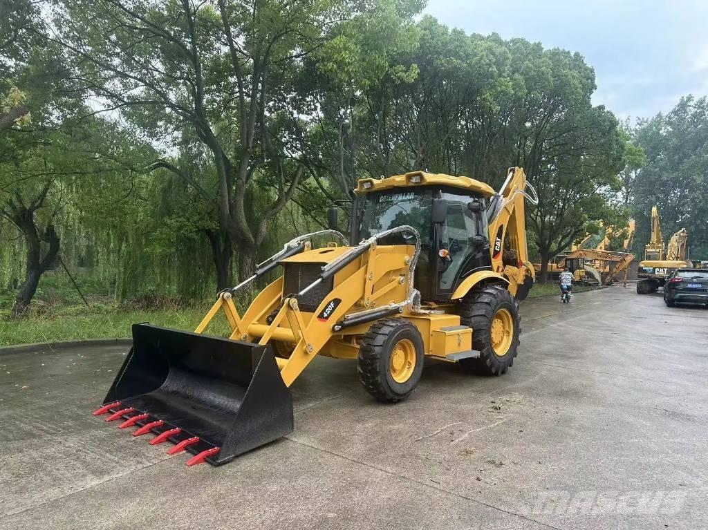 CAT 420F Baggerlader