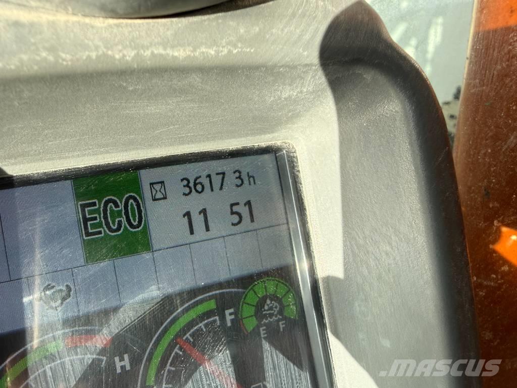 Hitachi ZX 135 US-6 Raupenbagger