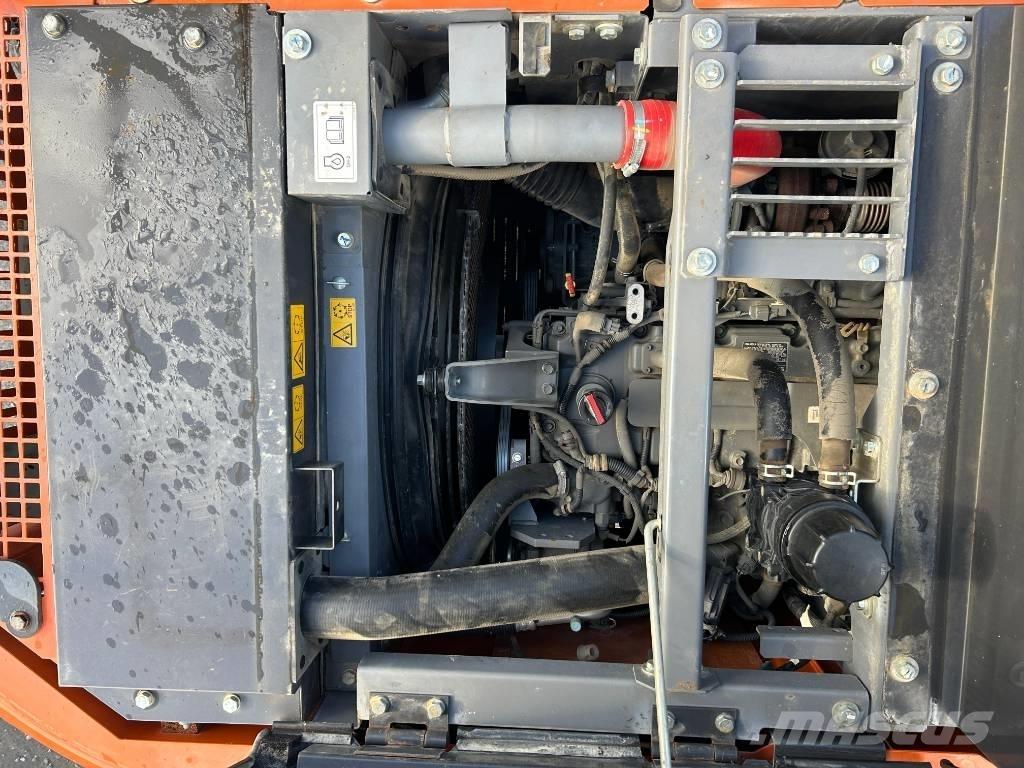 Hitachi ZX 130-6 Raupenbagger