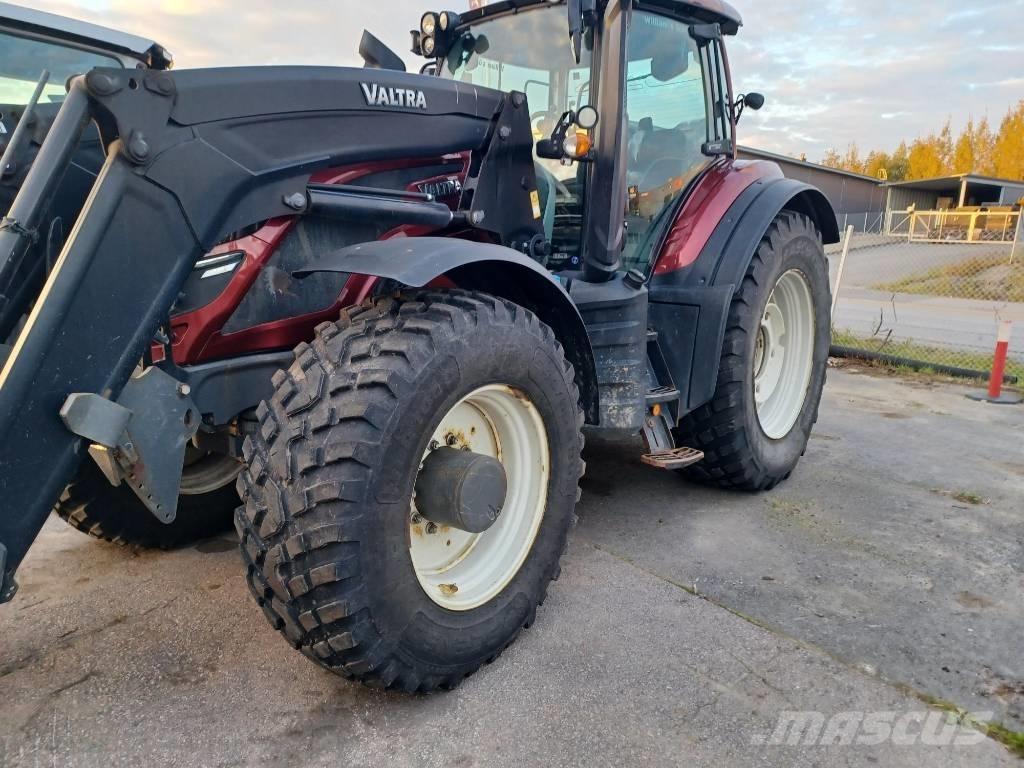 Valtra 234 Direct Traktoren