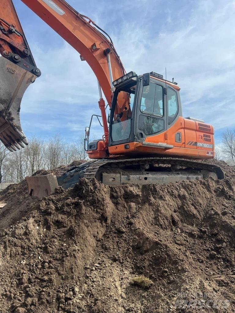 Doosan DX 180 LC-3 Raupenbagger