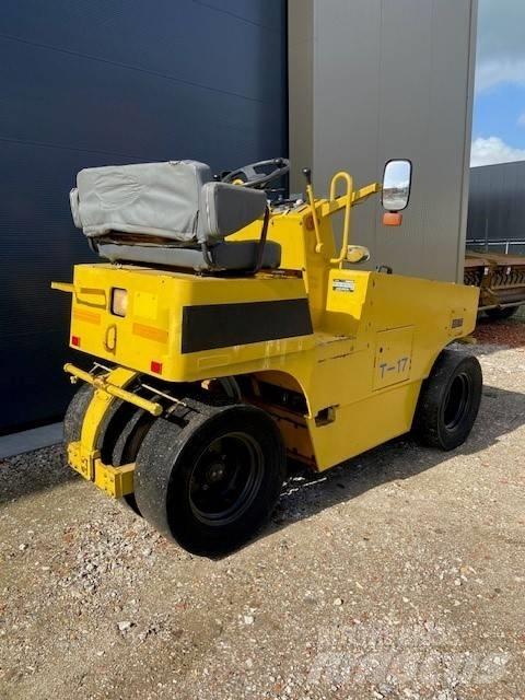 Sakai TS 160 Gummiradwalzen