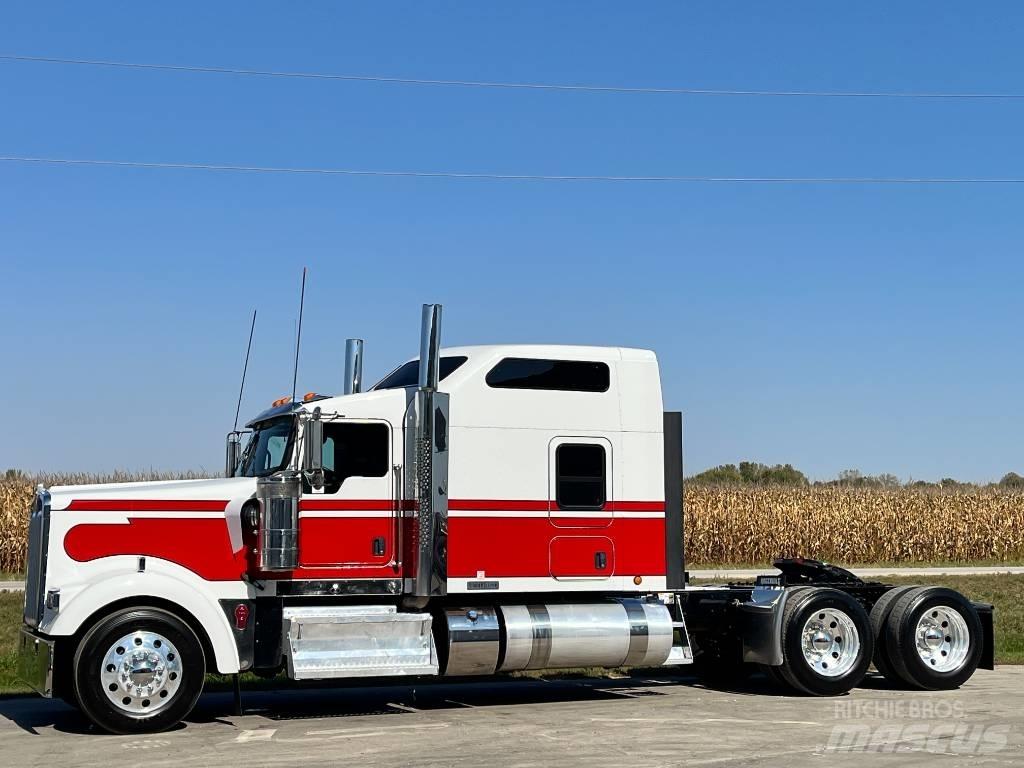 Kenworth W 900 Sattelzugmaschinen
