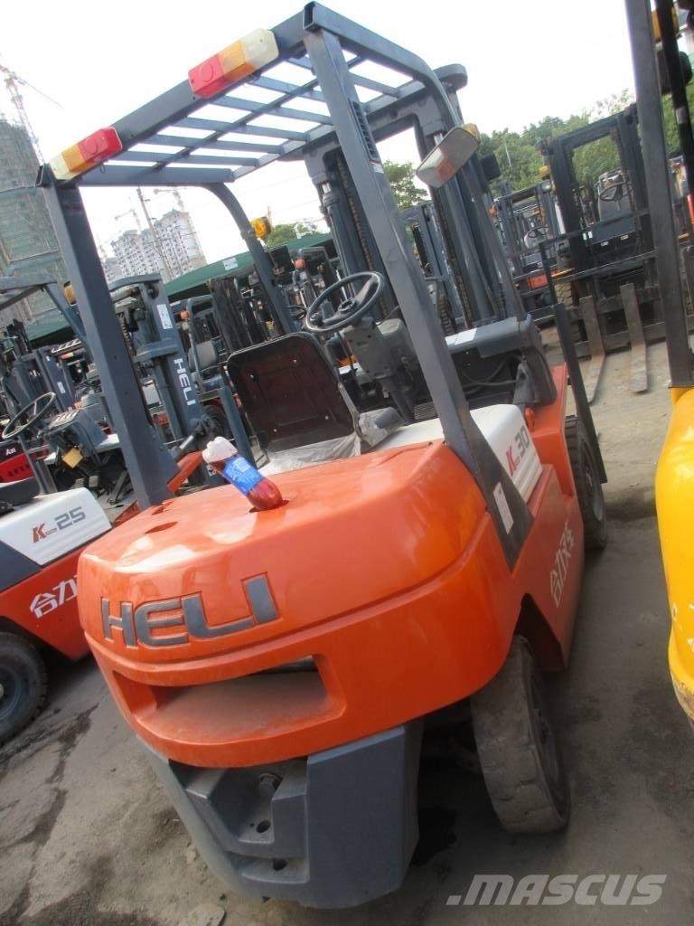 Heli FD 30 Diesel Stapler