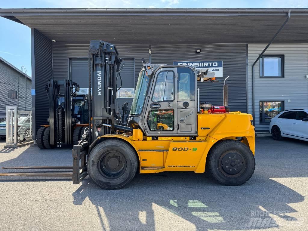 Hyundai 80D-9 Diesel Stapler
