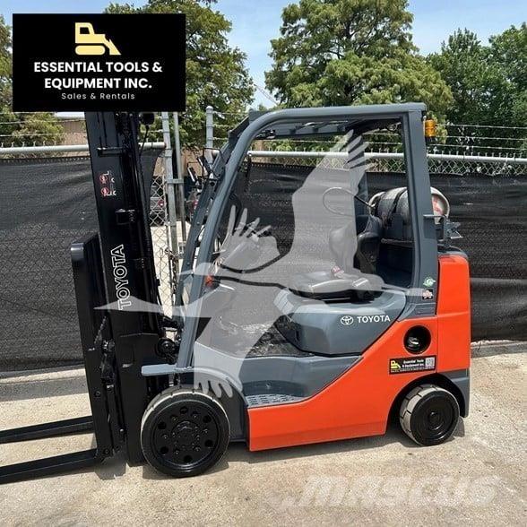 Toyota 8FGCU25 Diesel Stapler