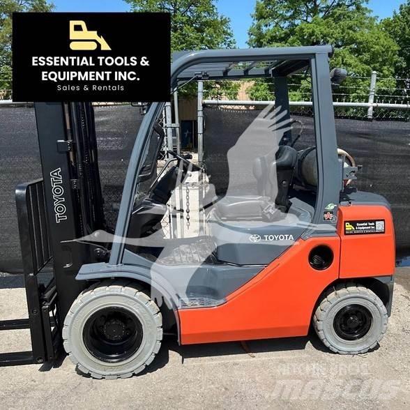 Toyota 8FGU25 Diesel Stapler