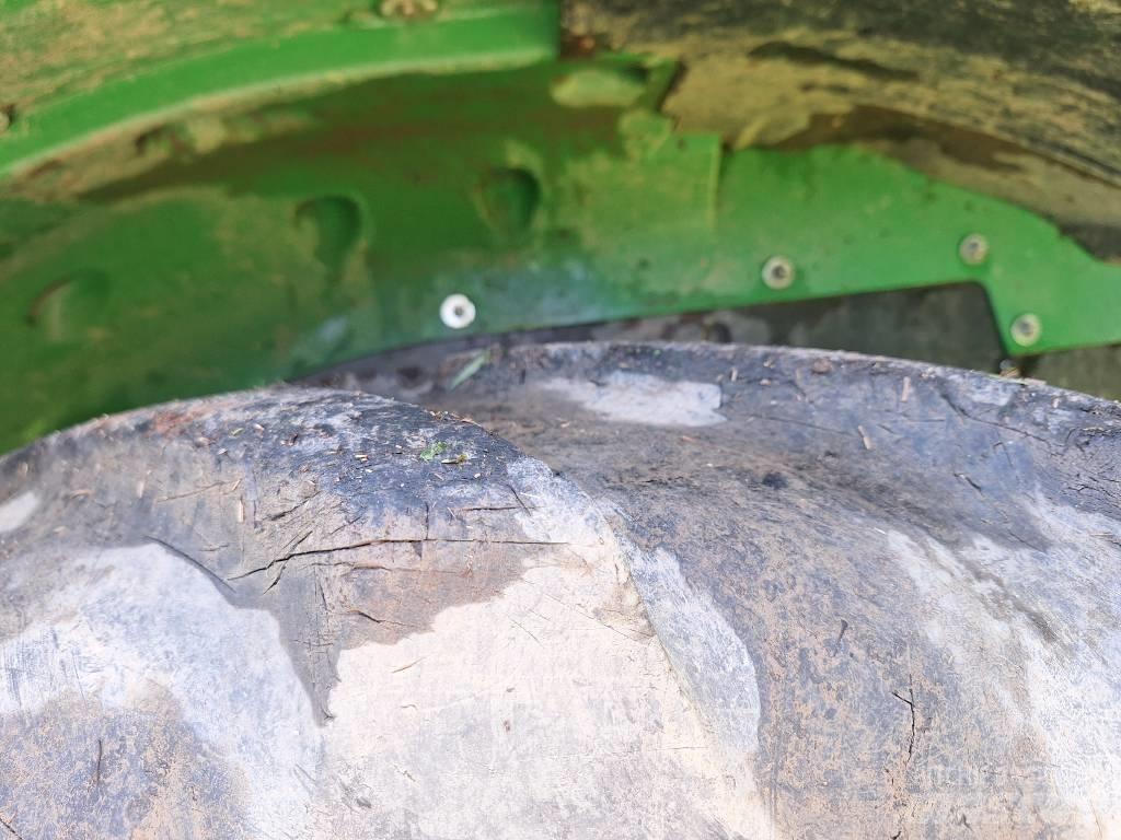 John Deere 5125R Traktoren