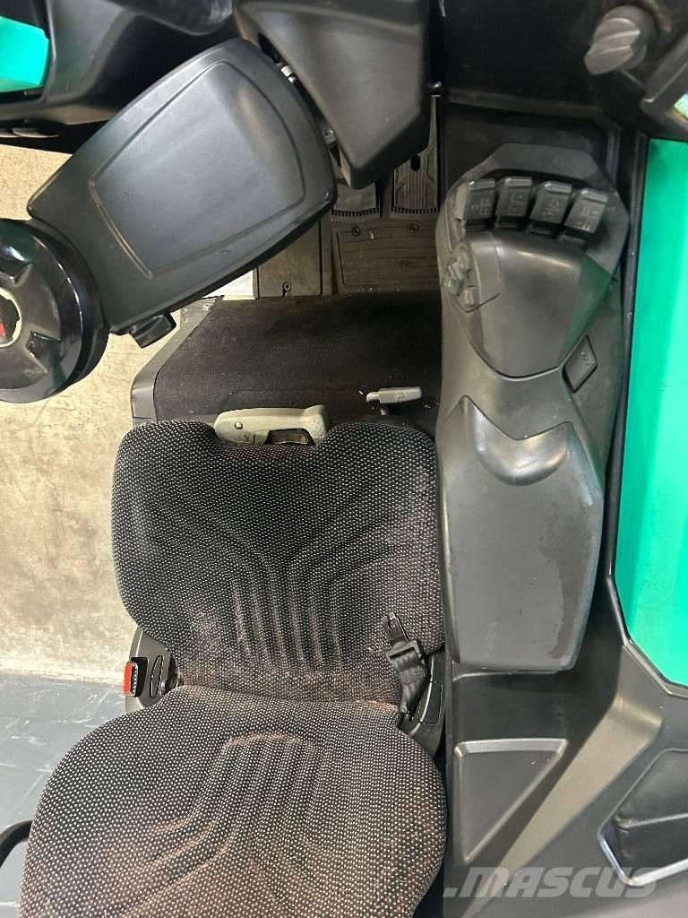 Mitsubishi RB 16N2C Schubmaststapler