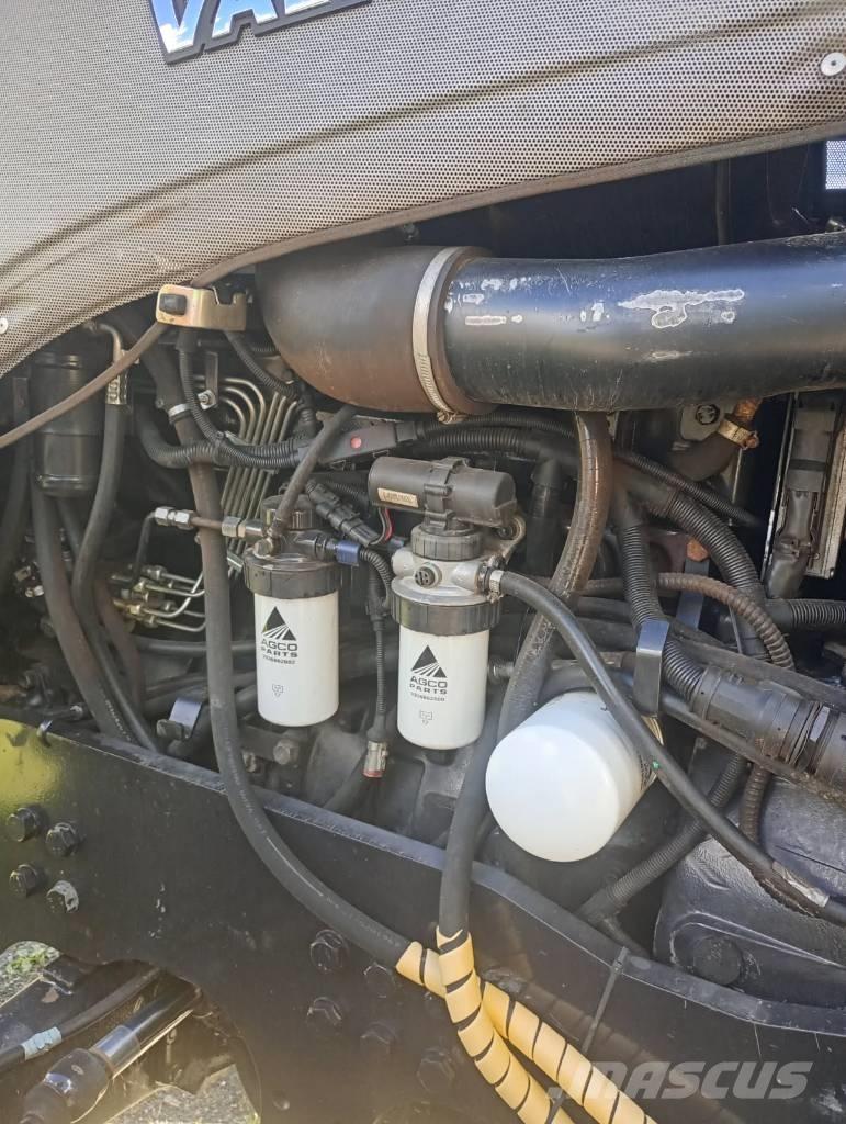 Valtra T190 Hi-tek Traktoren