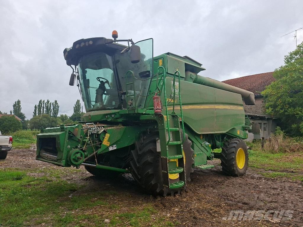 John Deere T550i Mähdrescher