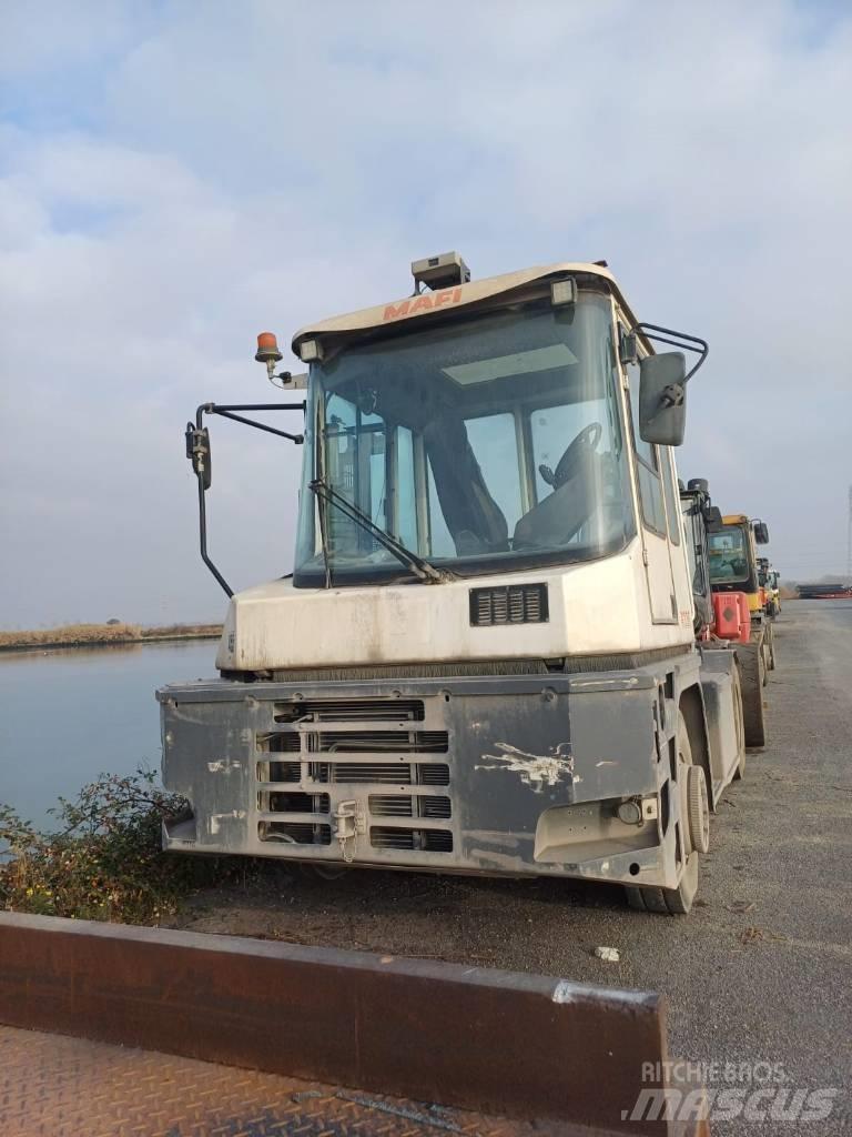 Mafi R336 Terminalzugmaschinen