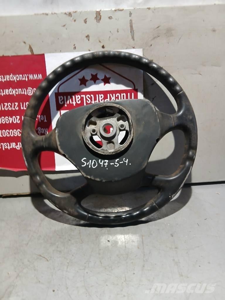 Scania P 420   1495393 Kabinen