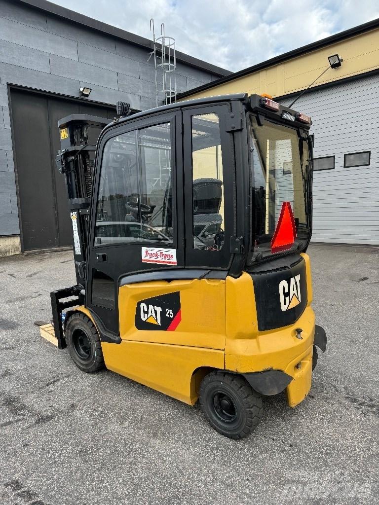 CAT EP25CN Elektro Stapler