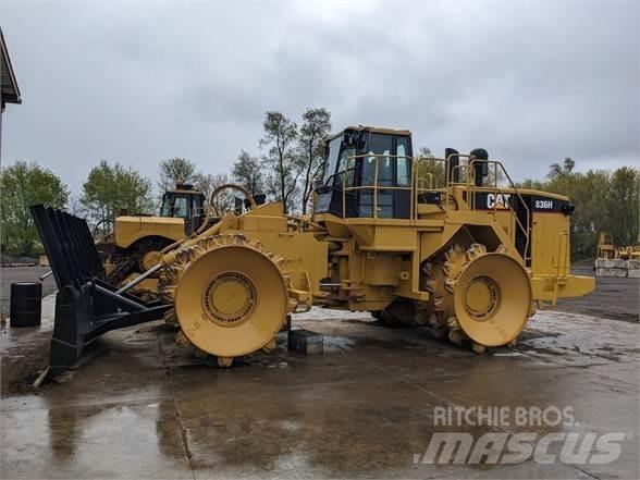 CAT 836H Müllverdichter