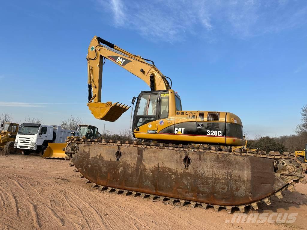 CAT 320 C L Amphibienbagger