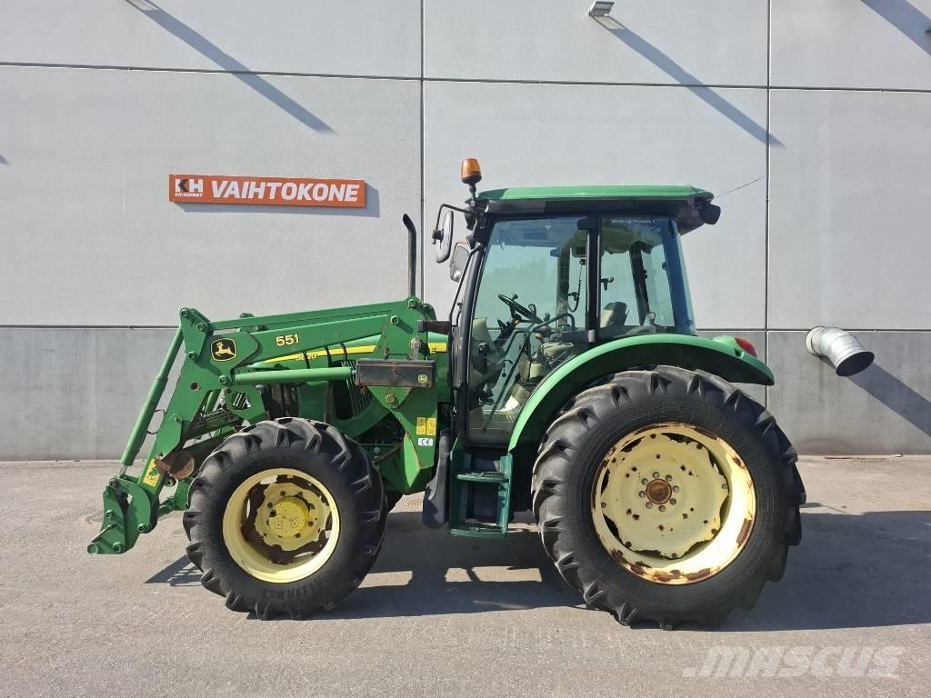 John Deere 5820 Traktoren