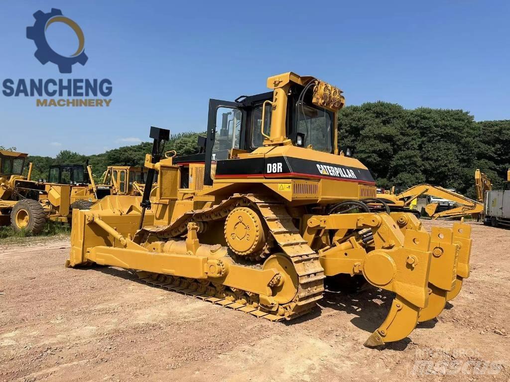 CAT D8R Bulldozer