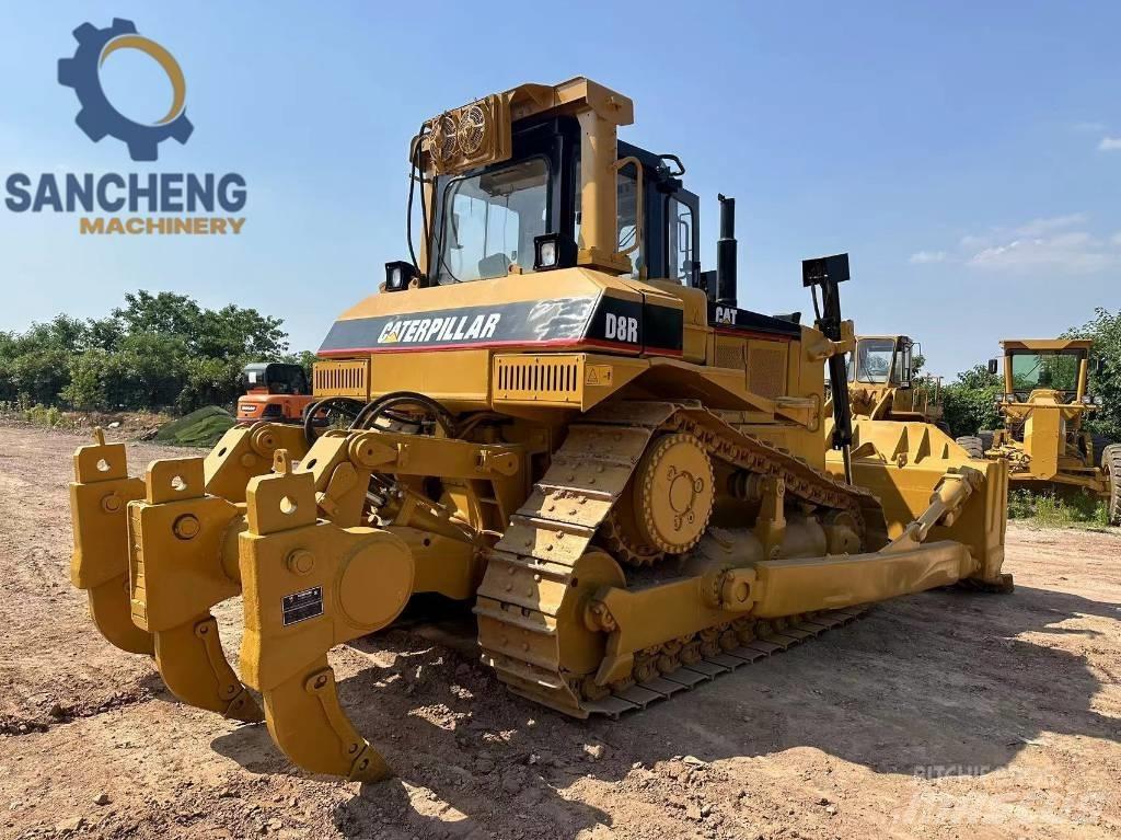 CAT D8R Bulldozer