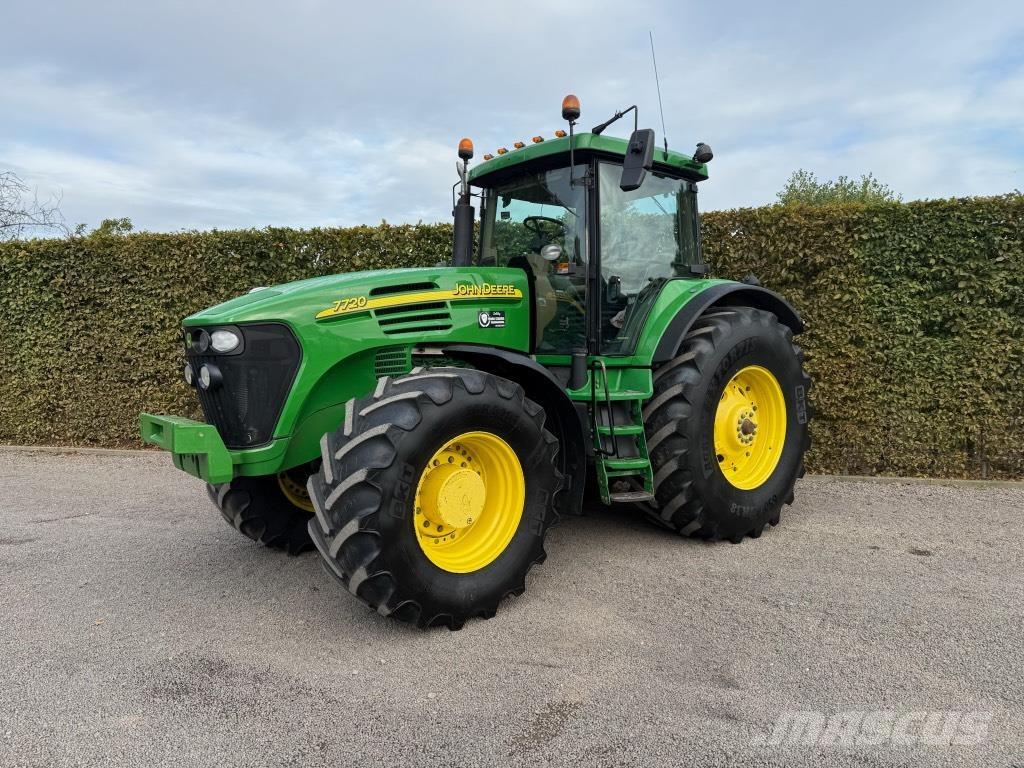 John Deere 7720 Traktoren
