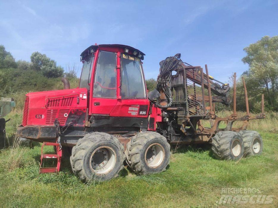 Komatsu 835 Forwarder
