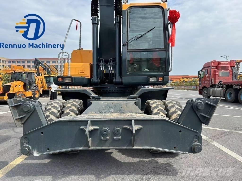 Hyundai 210W-9 Mobilbagger