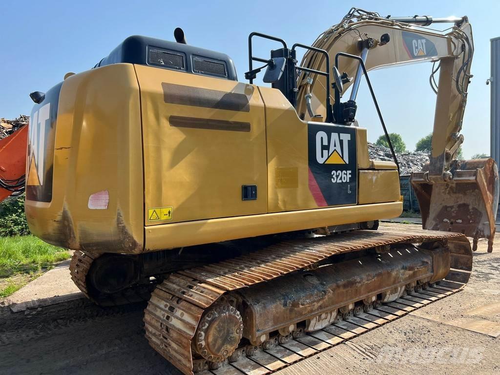 CAT 326FL Raupenbagger