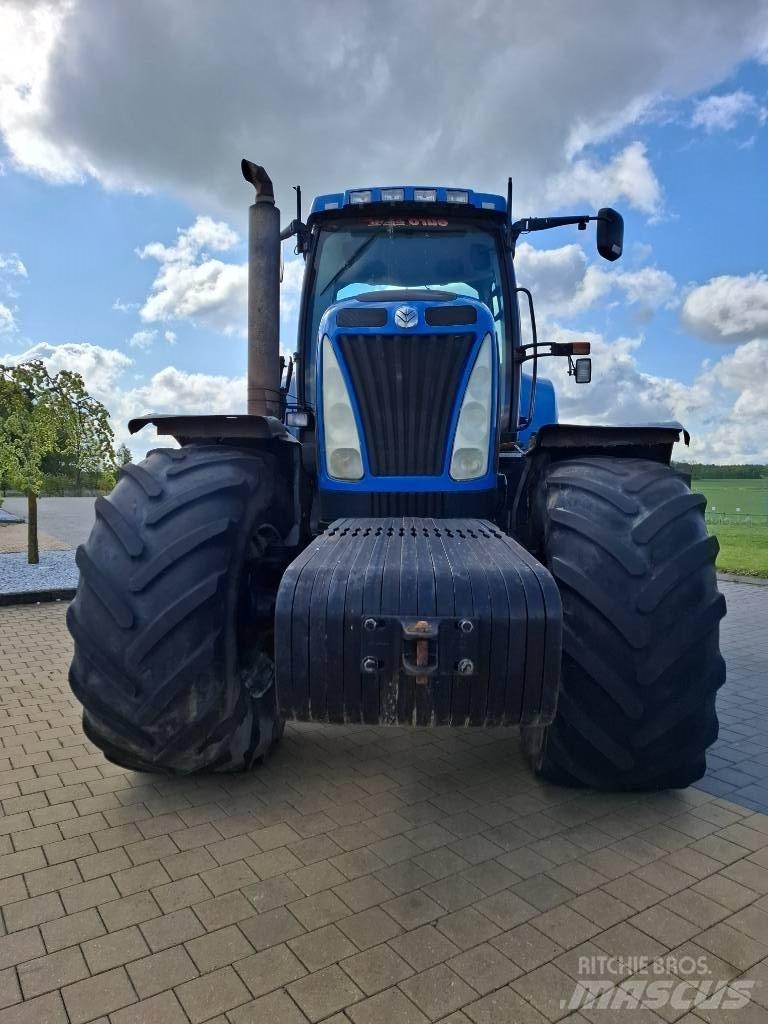 New Holland T 8050 Traktoren